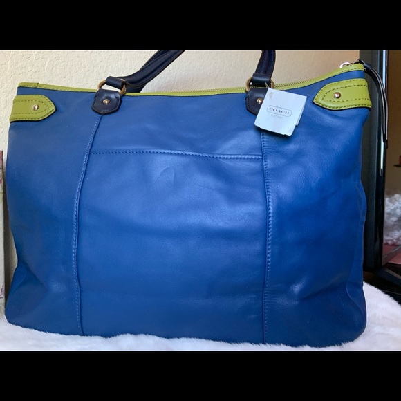 Coach medium tote - Picture 2 of 11